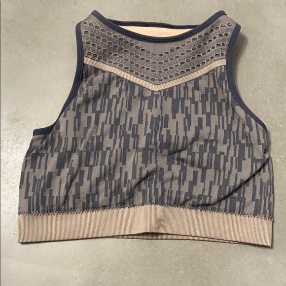 EUC seamless workout running bra & leggings set - Picture 2 of 6